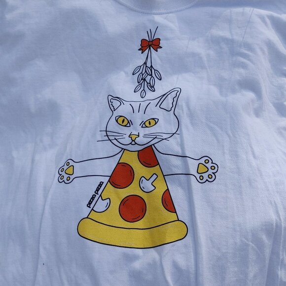 Pizza Pizza Mistletoe Cat t-shirt Size medium 2018 RARE - Picture 3 of 5